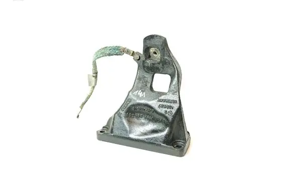 BMW 7 E65 E66 Engine mounting bracket 676926003 GJS40015