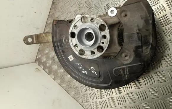 Mercedes-Benz EQE v295 Front wheel hub
