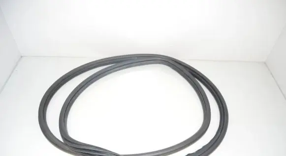 Rubber seal rear door