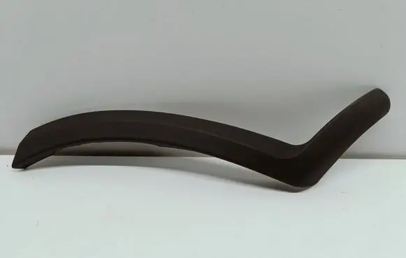 Suzuki Swift II Rear bumper trim bar molding 990E0-68L09-000 I12-12-25 990E0-68L10-000