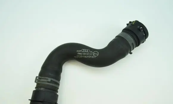 Audi A4 S4 B9 8W Engine coolant pipe/hose 8W0122101H