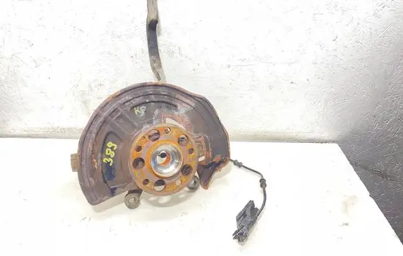Front wheel hub