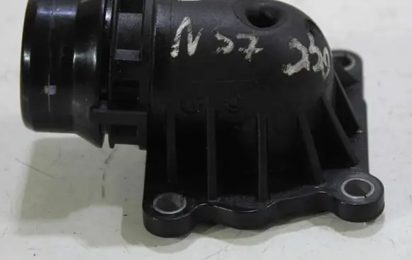 BMW X5 E70 Thermostat housing 