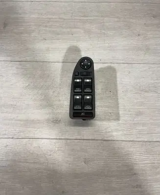 Electric window control switch