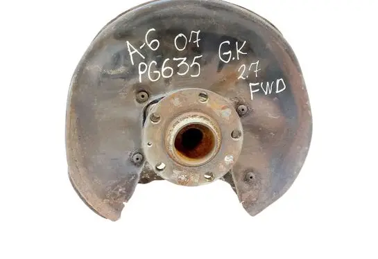Rear wheel hub