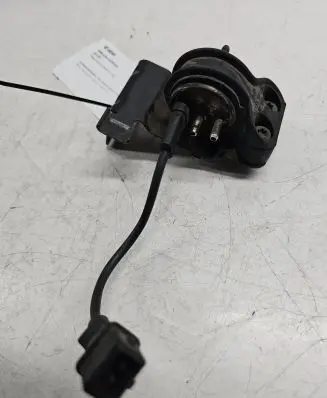 Volvo S70 V70 V70 XC Valve vacuum 1271890