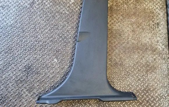 Ford Focus (B) pillar trim (bottom) BM51A243W06