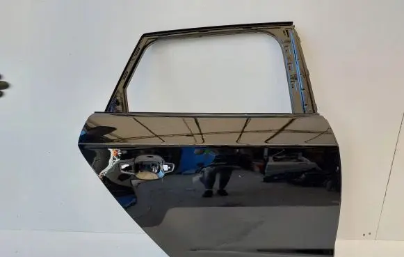 Audi A3 S3 8V Rear door 8V4833124