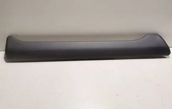 Land Rover Defender Other rear door trim element L8B227407