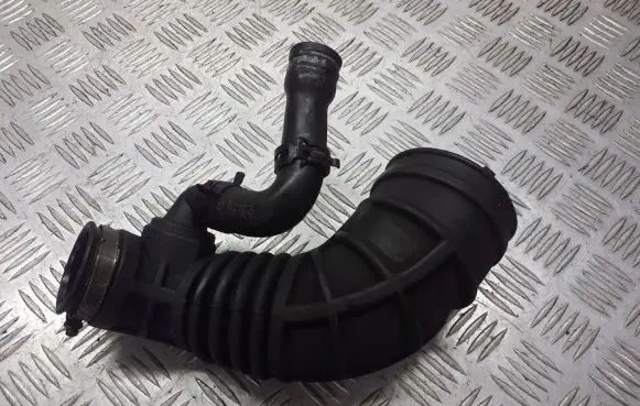 Opel Vectra C Air intake hose/pipe