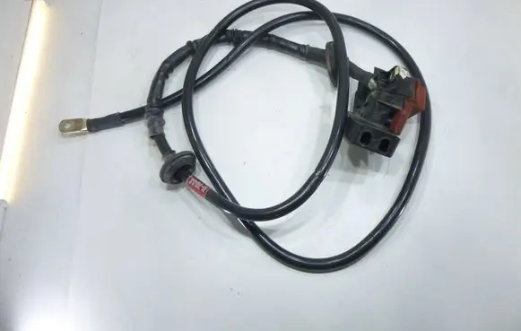 Volkswagen Touareg II Positive cable (battery) 7P0971599C