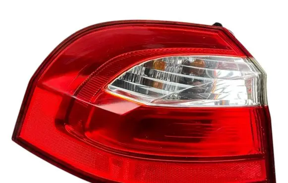 KIA Rio Rear/tail lights 924011W2