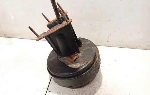 Jaguar X-Type Brake booster