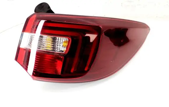Opel Grandland X Rear/tail lights YP00098280 81660201
