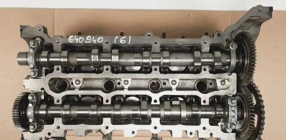 Mercedes-Benz B W245 Engine head R6400162201