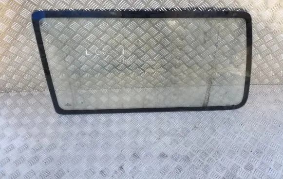Volkswagen Transporter - Caravelle T4 Rear side window