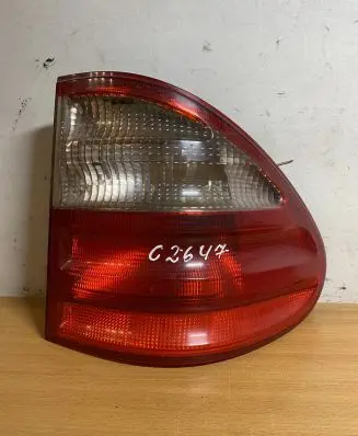 Mercedes-Benz E W210 Rear/tail lights A2108205464 C2647
