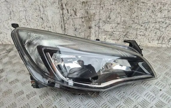 Opel Astra J Headlight/headlamp 13371602 1LG01001170 17157102