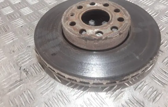 Volkswagen Touran I Front brake disc