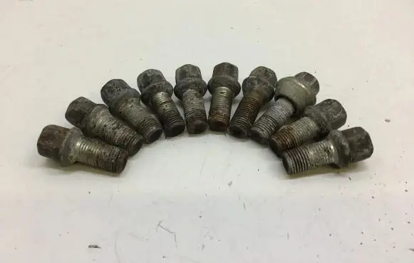 Audi A5 8T 8F Nuts/bolts 