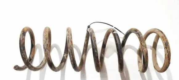 Mazda 3 I Rear coil spring