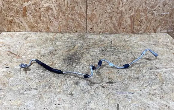 Porsche Macan (95B) Air conditioning (A/C) pipe/hose 95b816741d