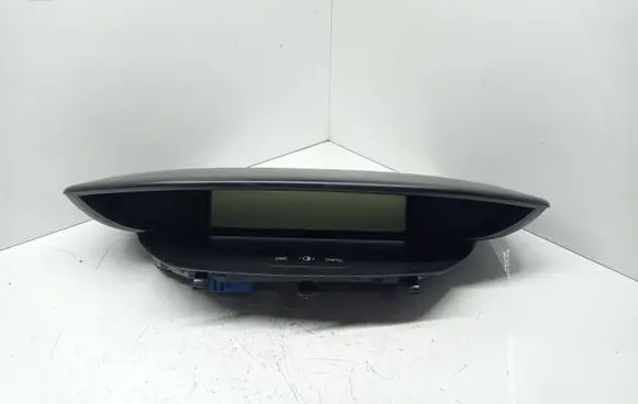 Speedometer (instrument cluster)