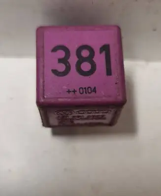 Volkswagen Golf IV Other relay 431951253G PA66GF25 V23134B52X372