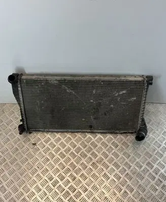 BMW 5 E39 Coolant radiator 7787907 2247344