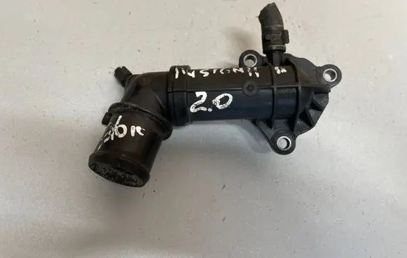 Thermostat/thermostat housing