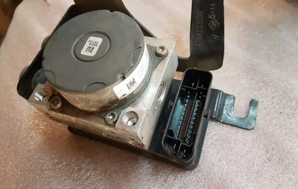 Dacia Dokker ABS Pump 8201162688