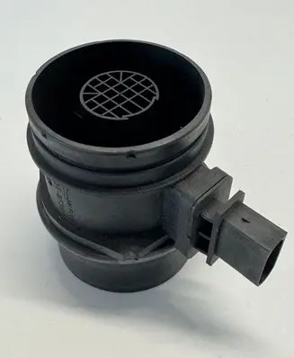 BMW X1 E84 Mass air flow meter 0281006146