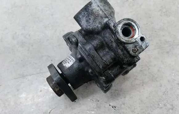Audi A4 S4 B8 8K Power steering pump 8K0145154B