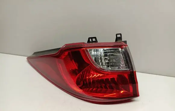 Mazda 5 Rear/tail lights 051951160