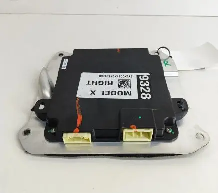 Tesla Model X Door control unit/module 105018310C