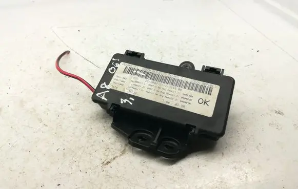 Audi A8 S8 D3 4E Fuse module 222004212364400