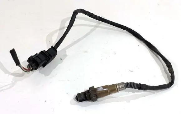 Volkswagen PASSAT B7 Lambda probe sensor 03L906262B