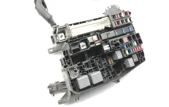 Toyota Verso-S Fuse box set