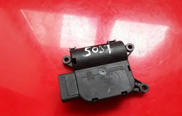 Seat Exeo (3R) Air flap motor/actuator 8E1820511F 0132801322 666210J