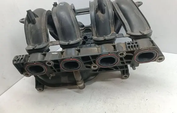 Ford Fiesta Intake manifold 8A6G9424AB N05011B150 8A6G9424A