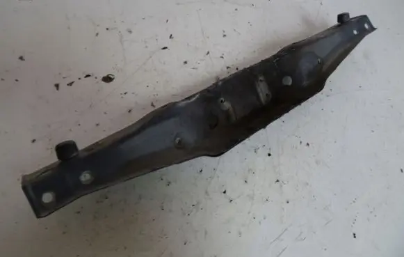 Suzuki Grand Vitara II Front piece kit 
