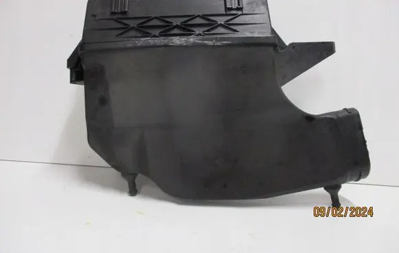 Peugeot Partner III Air filter box A6420942404