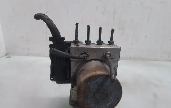 Mercedes-Benz Sprinter W906 ABS Pump A0074314612