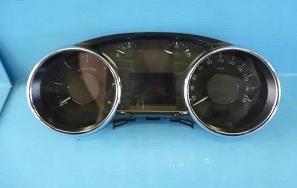 Peugeot 5008 Speedometer (instrument cluster) 9806268180