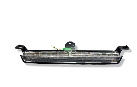 Volvo V70 Third/center stoplight 8658948