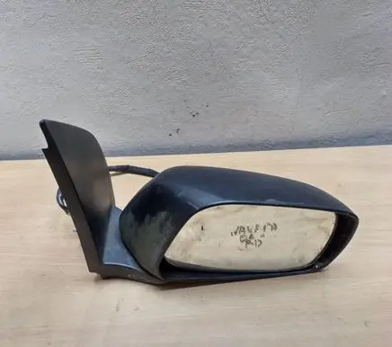 Nissan Navara D40 Front door electric wing mirror 96301EB010