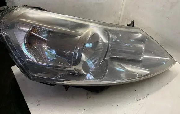 Citroen Jumpy Headlight/headlamp 89901160