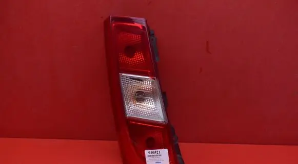 Rear/tail lights