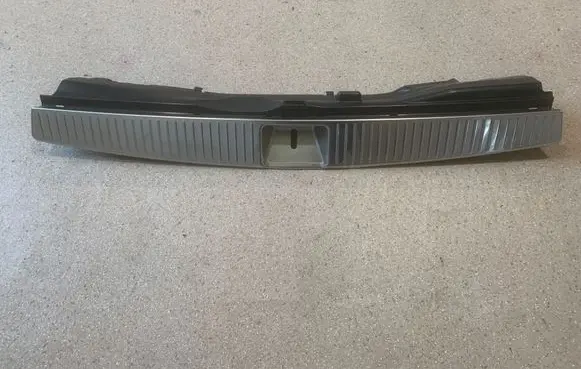Mercedes-Benz C W204 Trunk/boot sill cover protection A2046900087