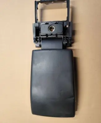 Volvo XC70 Armrest lock 13034370BL